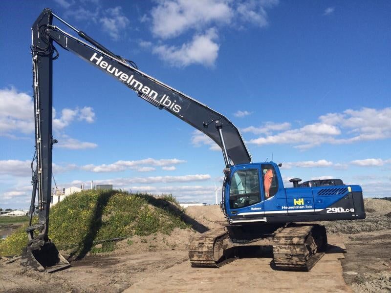 Hyundai R290 'langnek' voor Heuvelman-Ibis