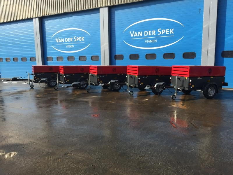Van der Spek Vianen levert 5 Chicago Pneumatic compressoren aan Sagro.