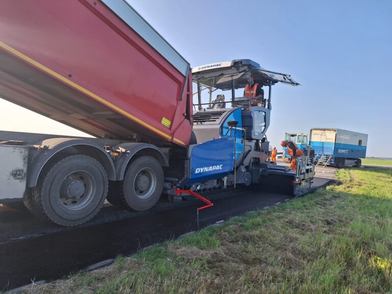 Nieuwe Dynapac SD2500CS voor Remmits  