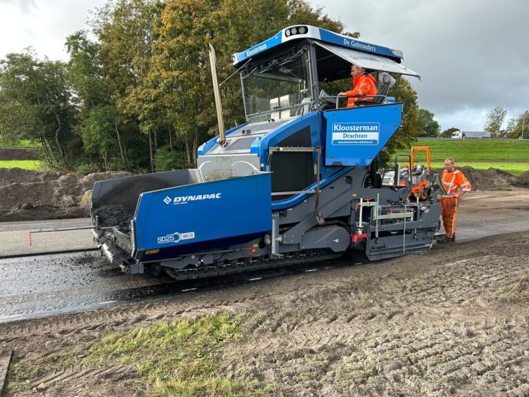 Nieuwe Dynapac SD 25-80C voor Handelsonderneming Kloosterman uit Drachten  